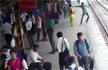 CCTV catches man snatching chain from woman at Wadala station in Mumbai